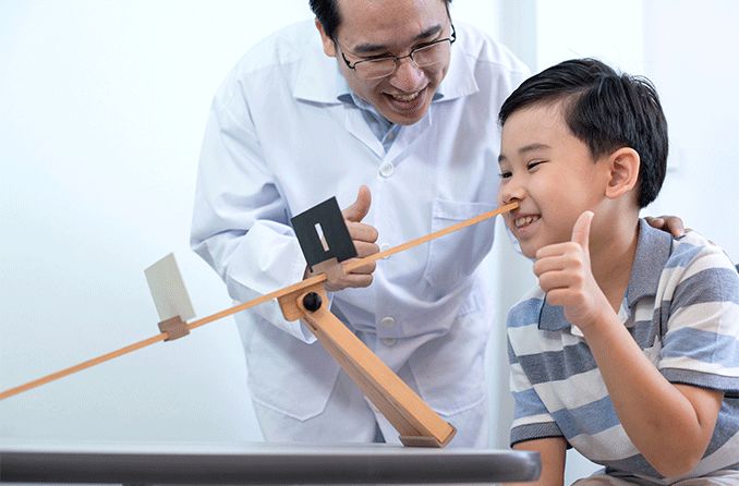trẻ mắt lười (nhược thị)