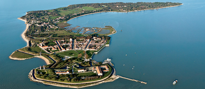 Copyright-F Leroy-CRTNA-Vue aerienne de l Ile d Aix-12350-800